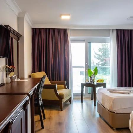 Hotel Alkan 3*