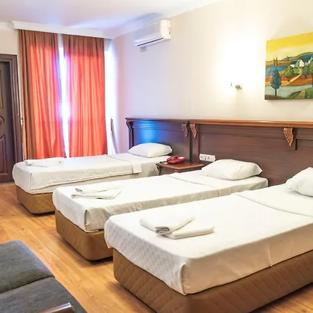 Alkan 3* マルマリス